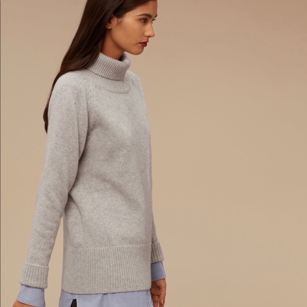 Aritzia - Babaton Nicholas Sweater - Picture 2 of 4